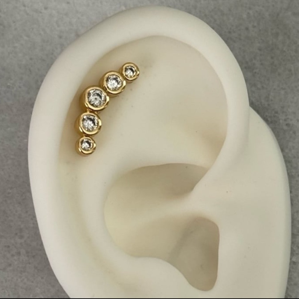 Gold Round Crystal Arch Cartilage Earring Brand New - Picture 1 of 5